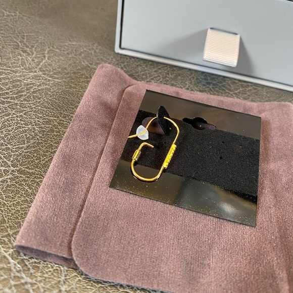 Hirotaka Joan Miro Diamond Earring - Picture 7 of 9